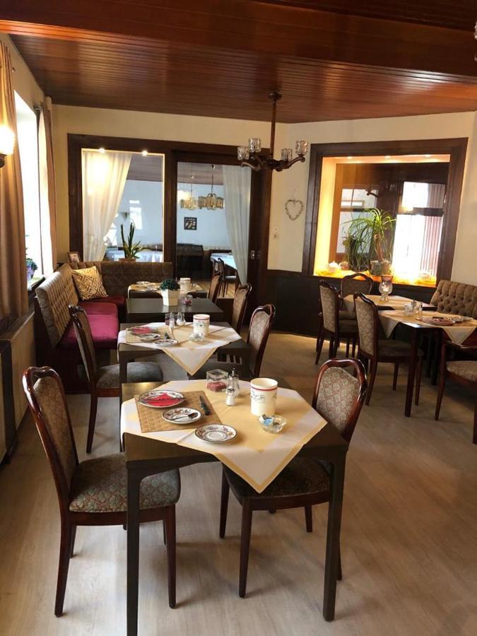 Hotel Cafe Meynen Bad Münder am Deister Buitenkant foto